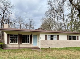 504 E Bell Ave, Crockett, TX 75835