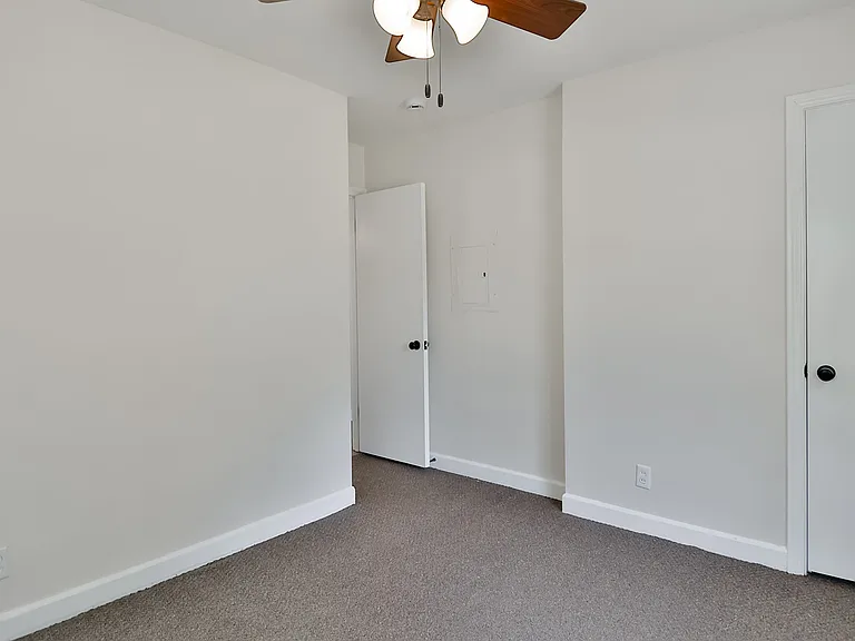 304 Merrill Ave — Photo 20