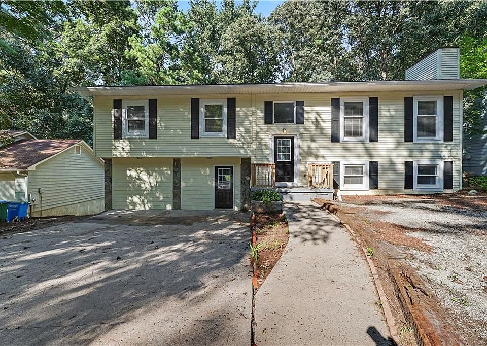 1st image of 3908 Valley Brook Rd