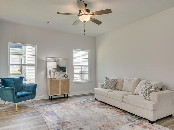 2nd image of 858 Lovebird Ln
