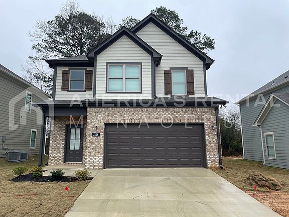 2nd image of 2108 Ellsworth Loop Rd