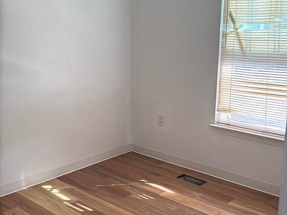 4th image of 7120 Marbury Ct