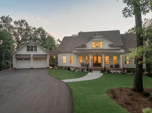 1718 Curtis Switch Rd, Mineral Bluff, GA 30559