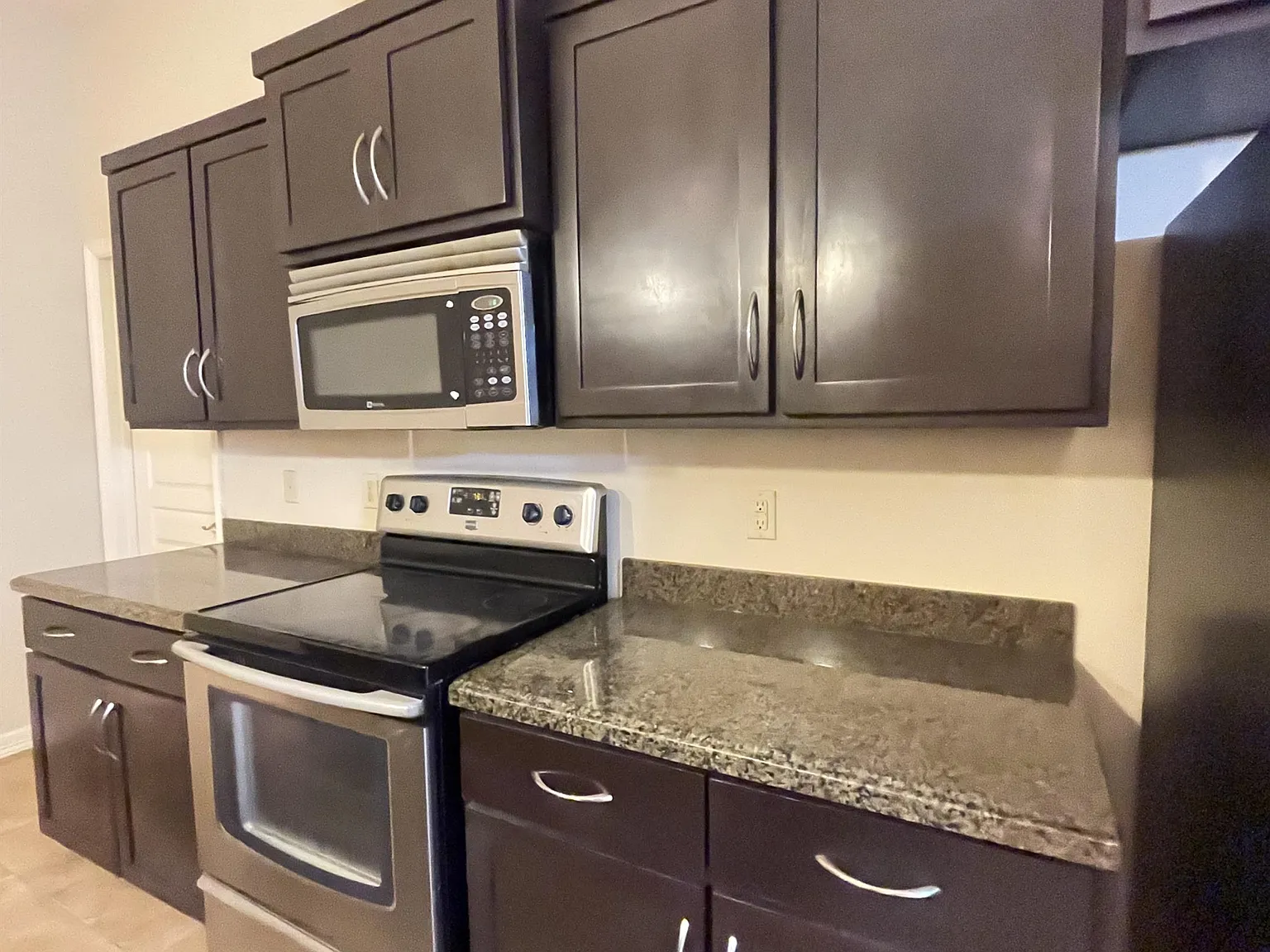 Salkon Investments - 2815 11 — Photo 4