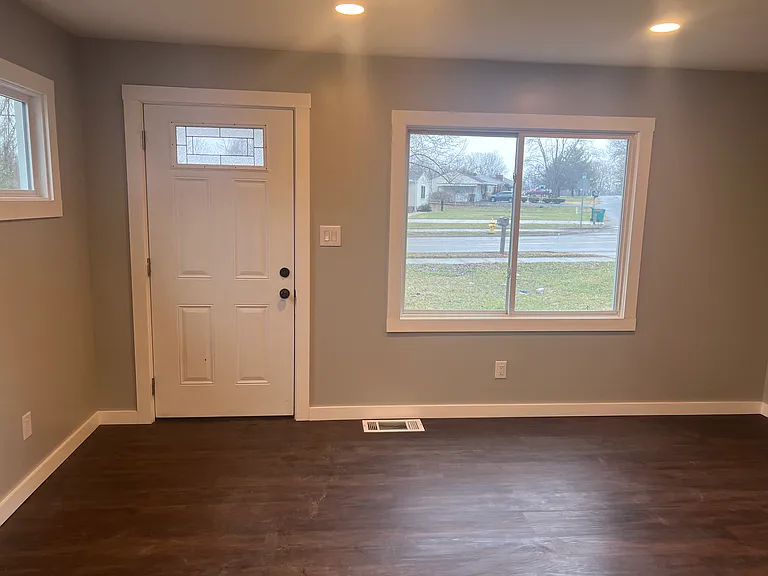 1514 Grange Hall Rd — Photo 3