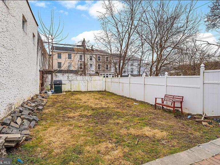 119 Vassar St #B — Photo 10