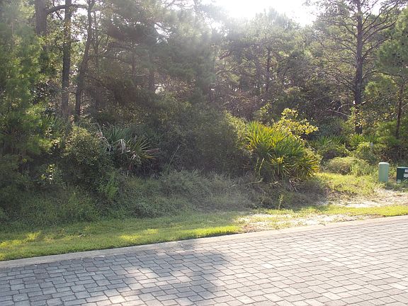 3rd image of 3 Lakeland Dr