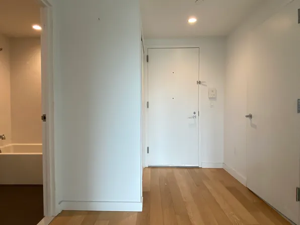 150 Union Avenue image 7 of 16