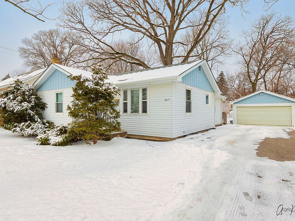 1st image of 223 Orton Ave