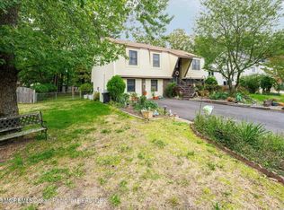 10 Cambridge Drive, Jackson, NJ 08527