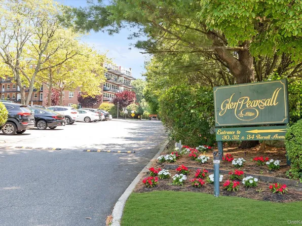 32 Pearsall Avenue #3F, Glen Cove, NY 11542