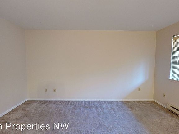 5th image of 14045 Greenwood Ave N APT 301