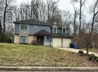 14 Greentree Dr, Burlington, NJ 08016