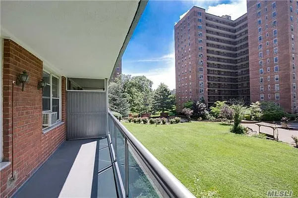 Sold by Douglas Elliman | media 10