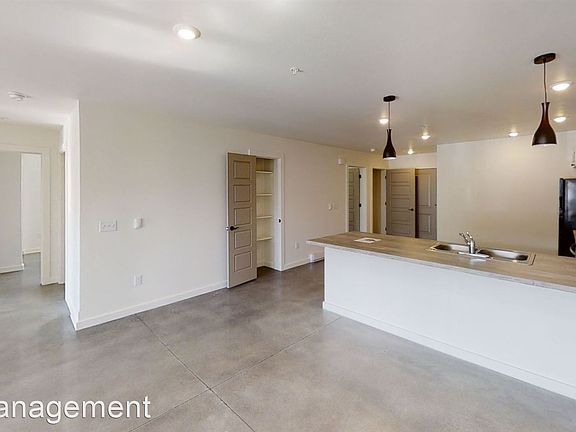 2nd image of 1629 Windrow Dr #1D