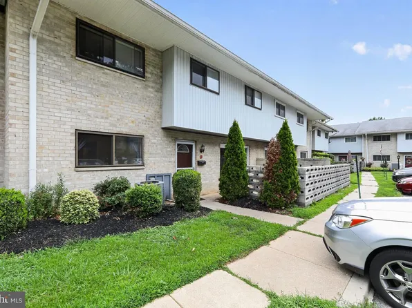 1518 Manley Rd APT B33, West Chester, PA 19382