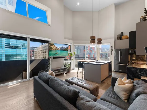 525 11th Ave Unit 1512