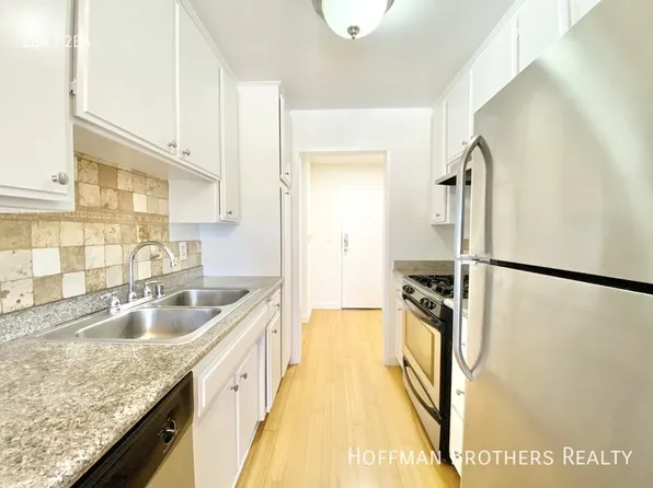 9801 Tabor St Unit 203, Los Angeles, CA 90034