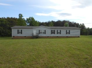 6029 Ridgeway Rd, Vernon Hill, VA 24597