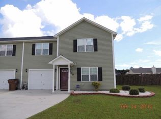 240 Smallwood Rd, Hubert, NC 28539