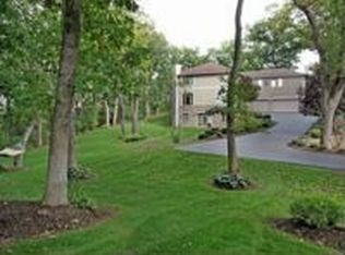 190 Hollow Way, Ingleside, IL 60041