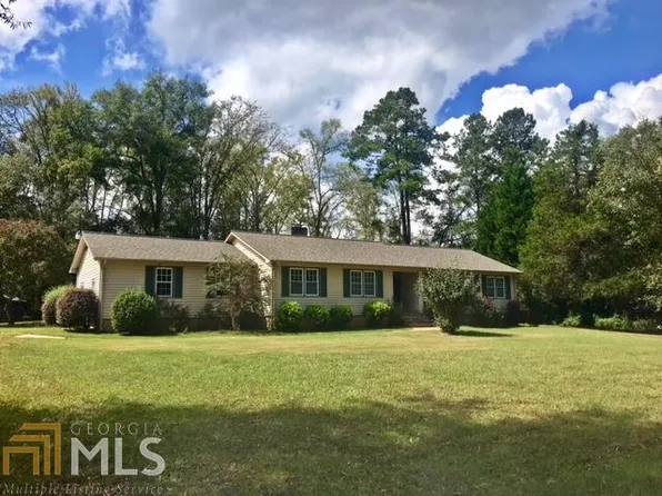 2082 Hollonville Rd, Brooks, GA 30205