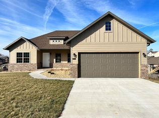 2067 Bull Run Rd, Ozark, MO 65721