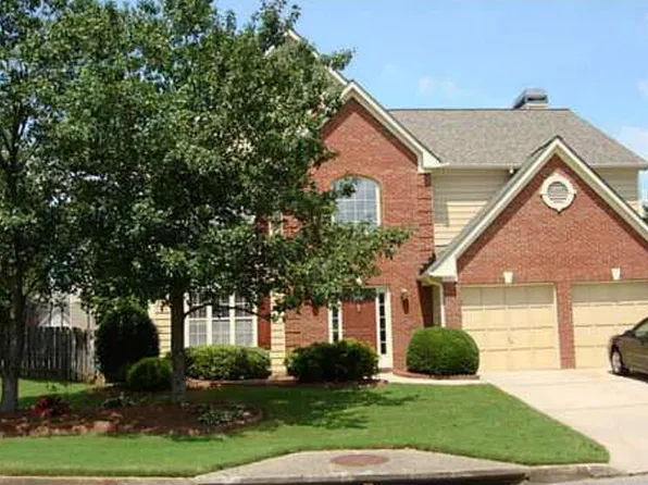 5015 Amber Leaf Dr, Roswell, GA 30076