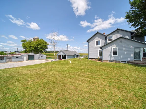 16570 Cement City Rd, Cement City, MI 49233