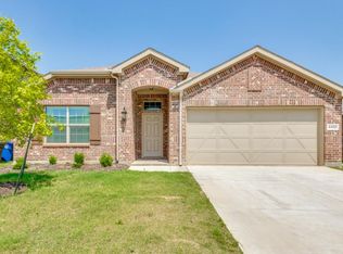 4400 Hiddenite Rd, Aubrey, TX 76227