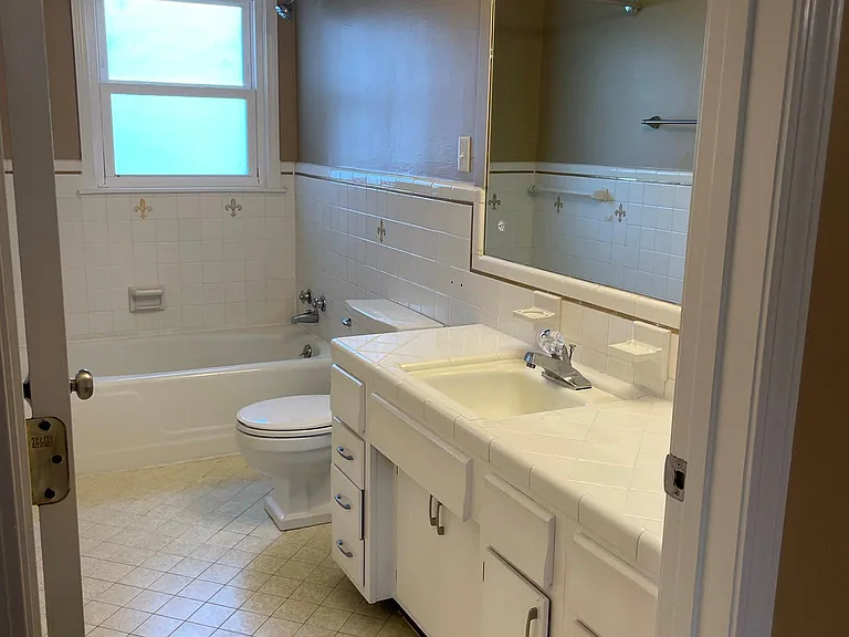 1315 Fairview Ave — Photo 16
