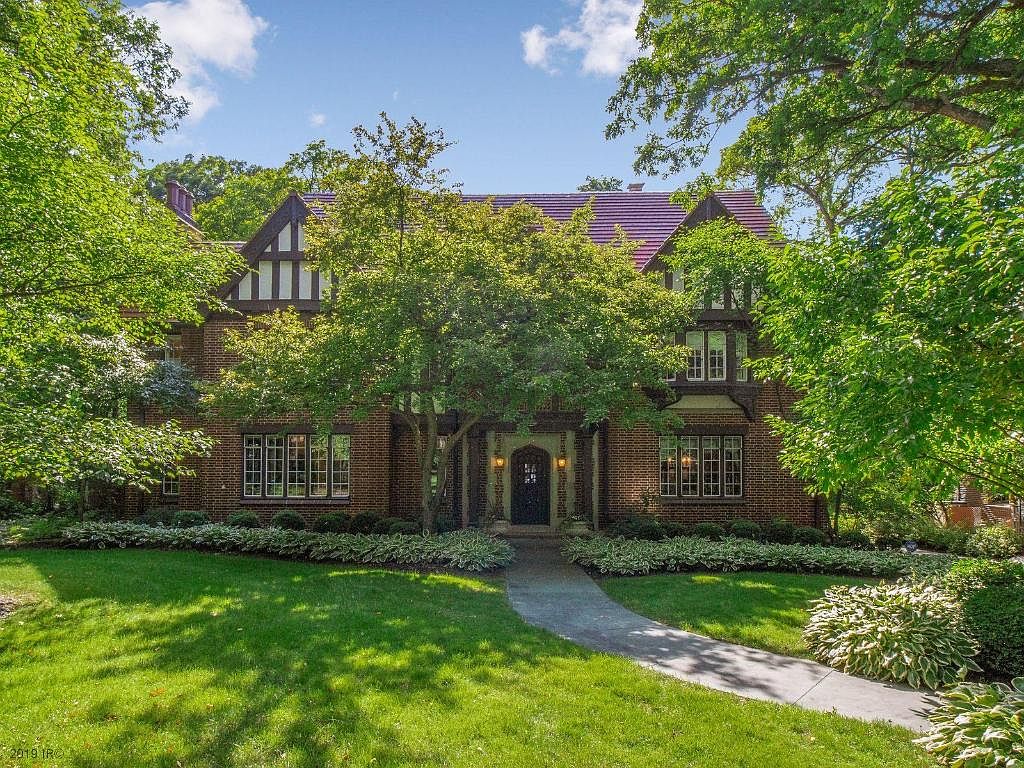 214 Foster Dr, Des Moines, IA 50312 Zillow