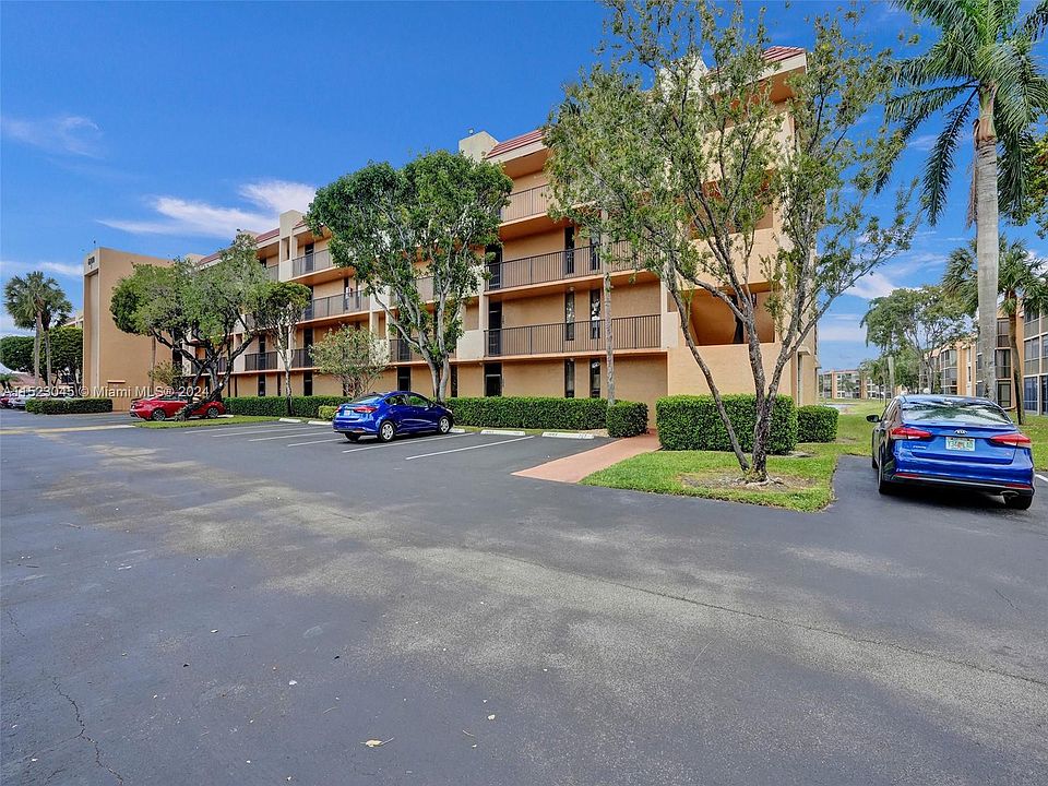 1st image of 6203 Coral Lake Dr #103