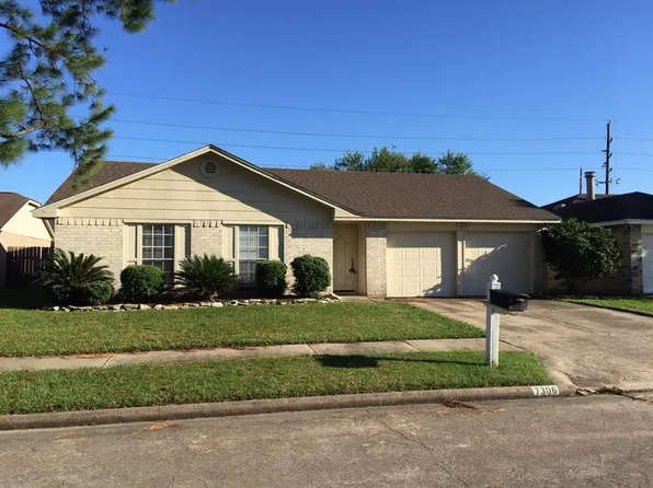 7306 Bubbling Brooks Ln, Houston, TX 77095