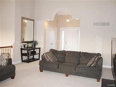 4th image of 321 Marble Bend Dr