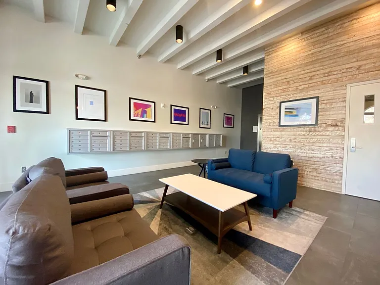 CoronadoHotel — Photo 32