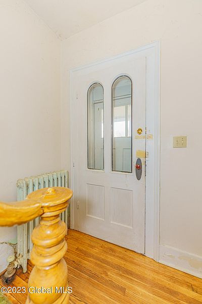 4th image of 210 S Perry Street