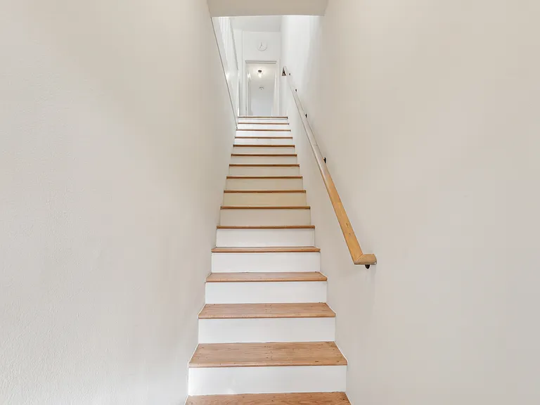 134 F St SE #3 — Photo 16