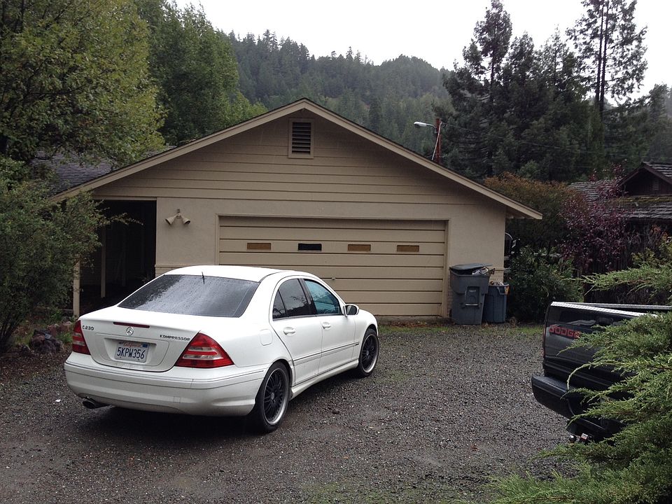 2nd image of 33 Rivercrest Dr