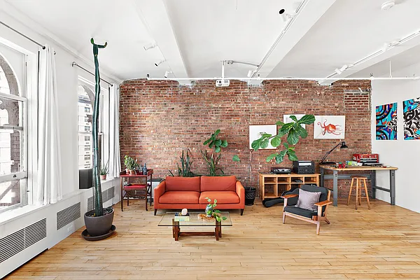 Rented by Compass | media 2