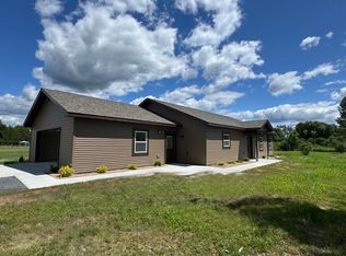 40 Dunn Rd, Chazy, NY 12921