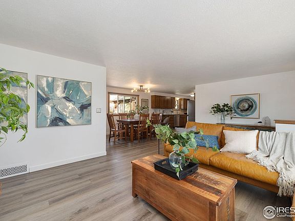 4th image of 563 W 48th St