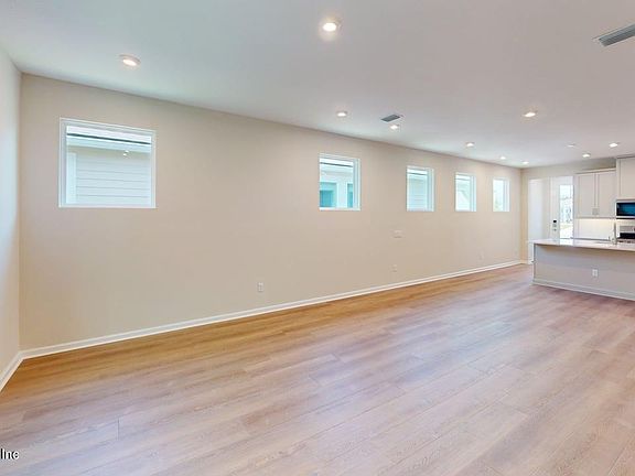 3rd image of 636 JUNIPER HILLS Drive