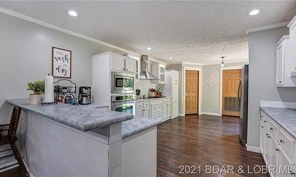 1st image of 180 Northshore Forest Dr