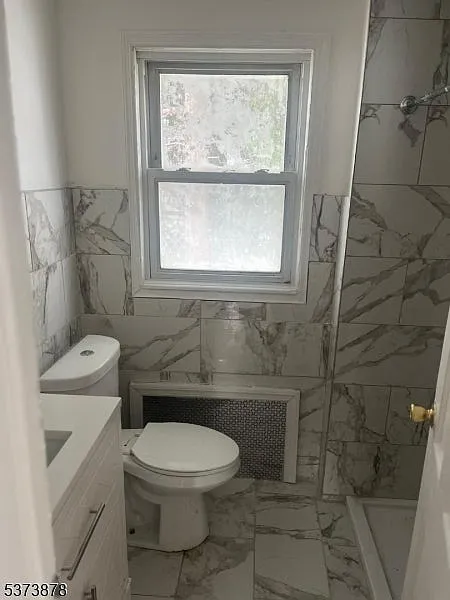 4 bed, 2.0 bath, $2,700 — Photo 4