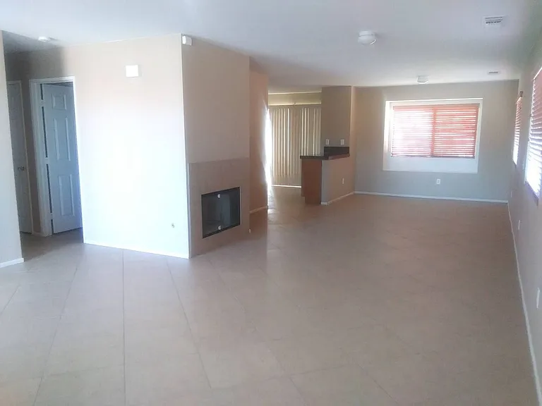 5254 Verenda Ave — Photo 2