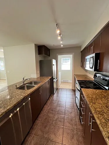 3240 Saint Johns St #204 Photo 1