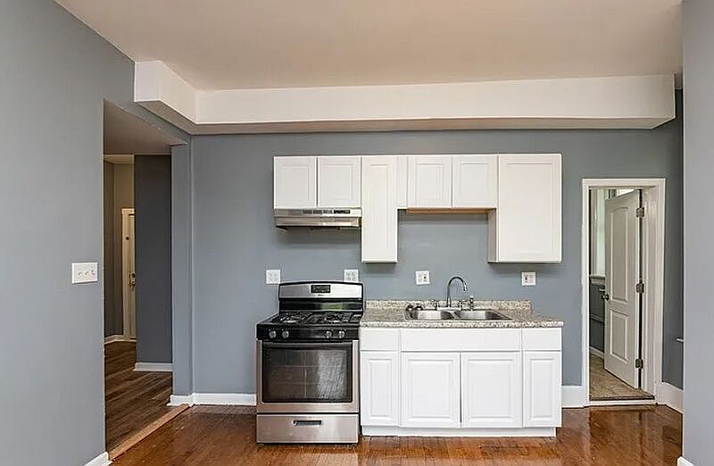 1st image of 1656 N Keeler Ave APT 3A