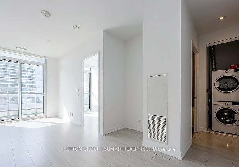 5 Buttermill Ave #803 — Photo 4