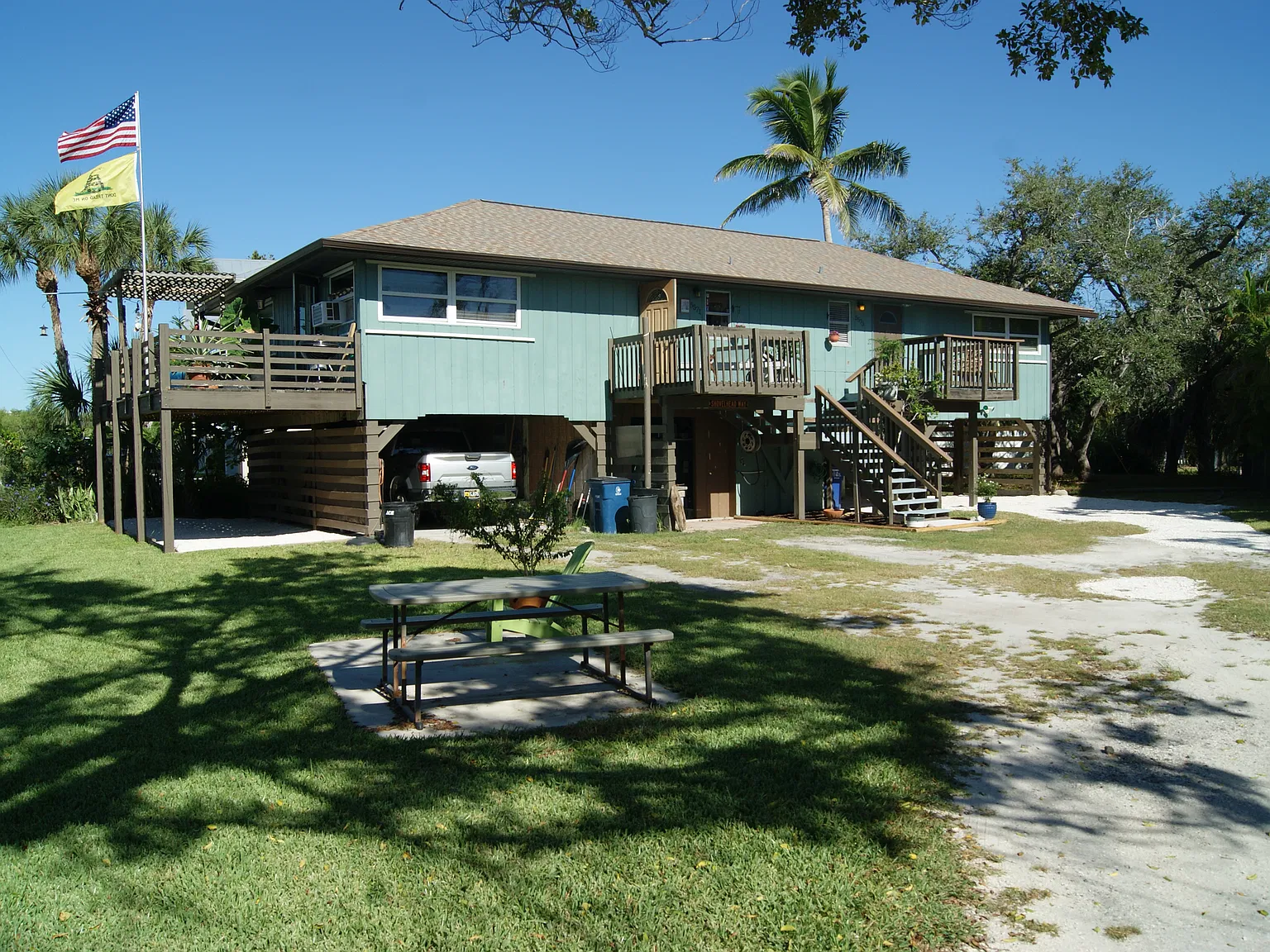 2 bed, 1100 sqft, $2,100 — Photo 1